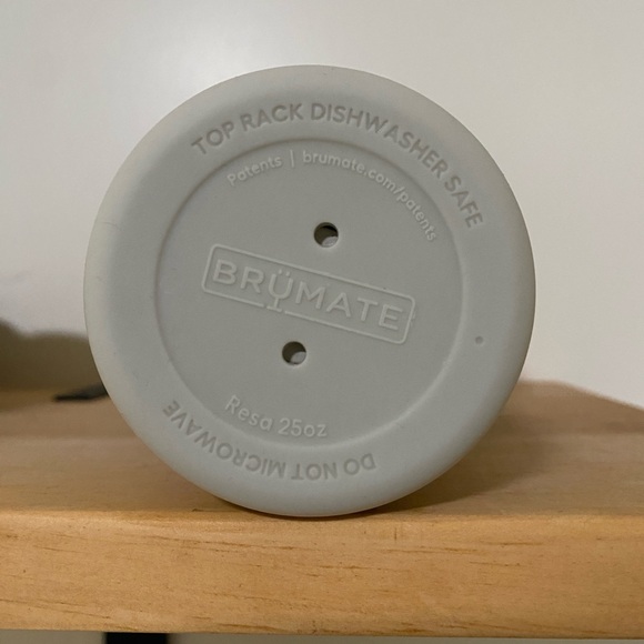 Brumate Resa 25oz Ruthie - Picture 5 of 5